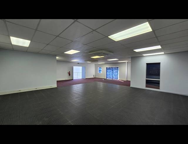 3,301M² WAREHOUSE TO LET IN SPARTAN